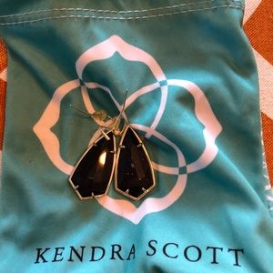 Kendra Scott Carla Earrings